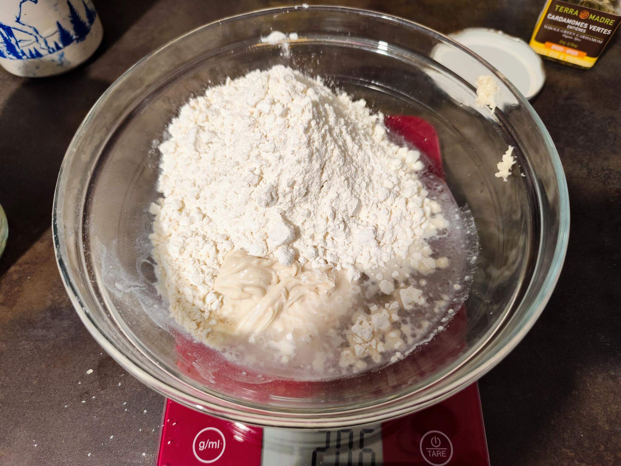 80g d'eau et 160g de farine
